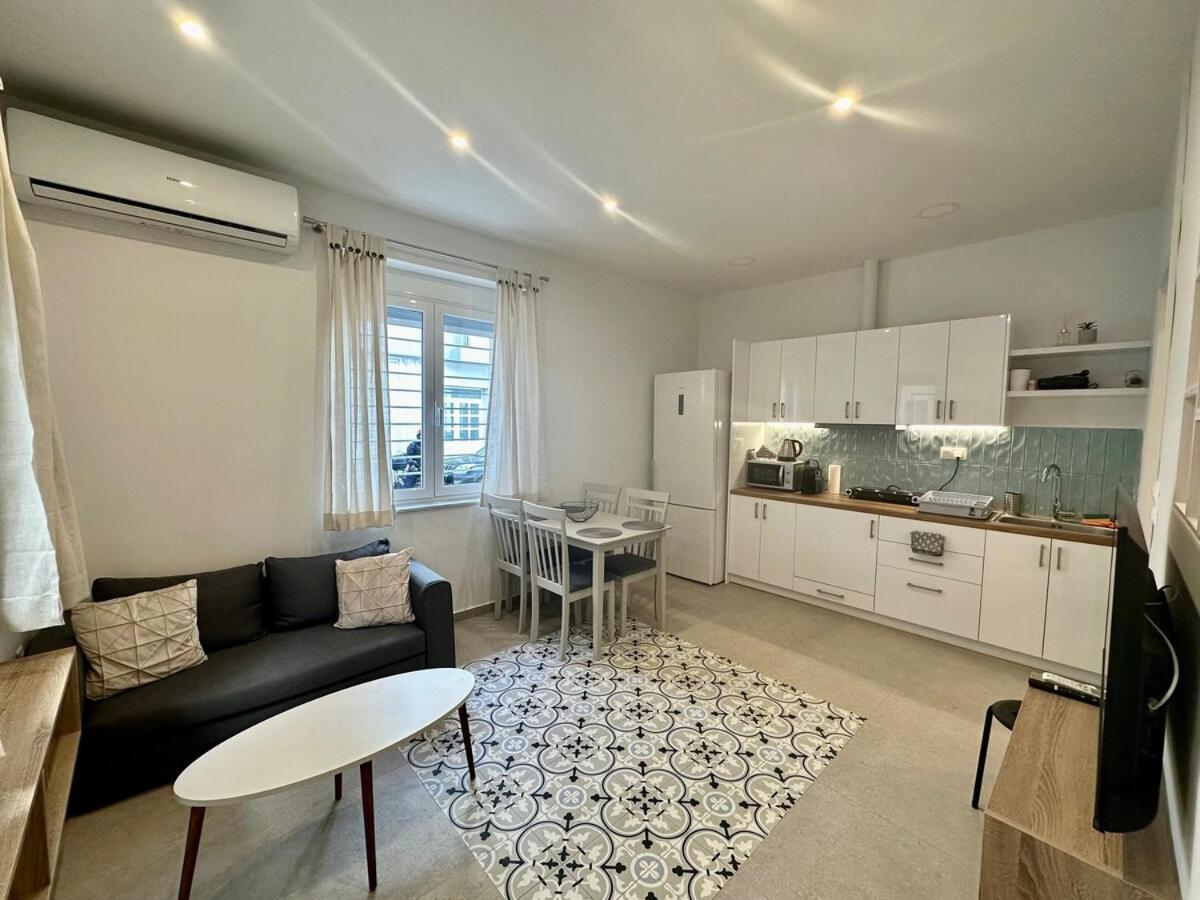 A13 Athens Apartment Exterior photo